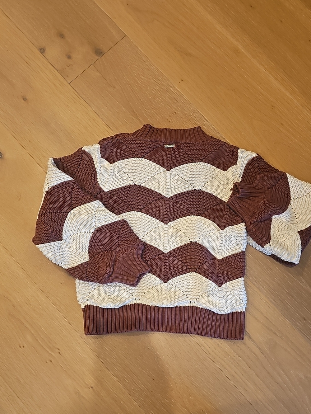 Cleobella Kori Organic Cotton Scallop Stitch Sweater | Size XS - Picture 5 of 7